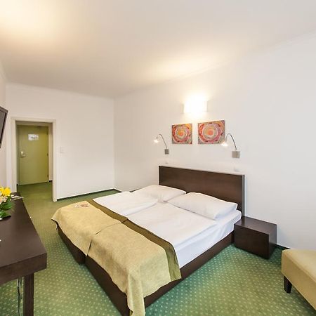 Hotel Vitkov Prága Kültér fotó