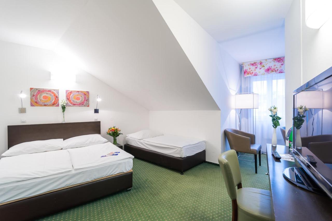 Hotel Vitkov Prága Kültér fotó